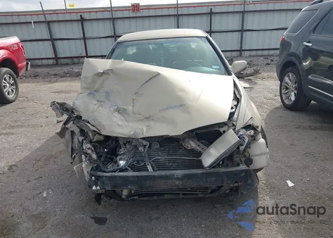 2000 Toyota Camry Le z USA, uszkodzony, nr VIN JT2BG22K0Y0472931